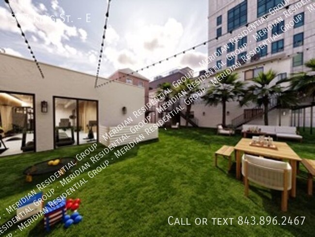 Building Photo - 2 bed / 2 bath  ~ Coming July - August 2024!