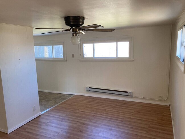 Foto del edificio - 1625 Navarre Rd SW