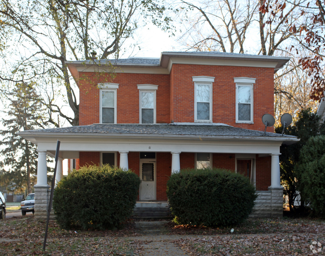 Building Photo - 61 W Perry St