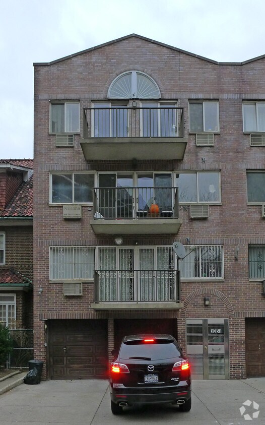 Foto del edificio - 3553 86th St