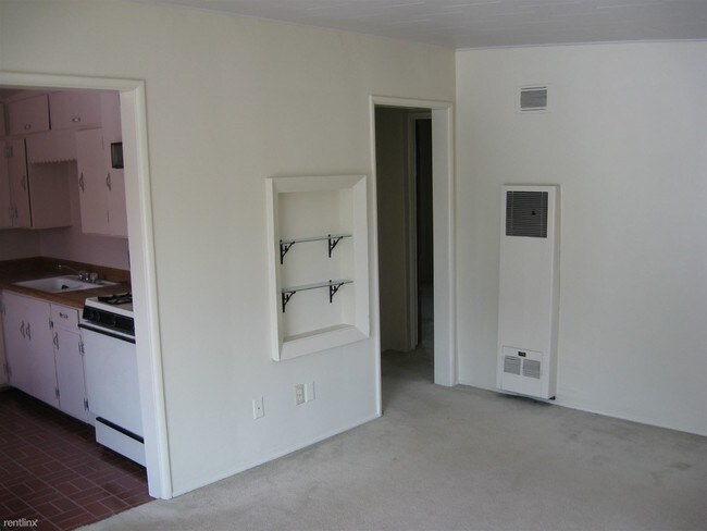 Building Photo - 6735 Lanto St