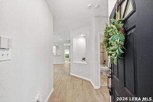 Foto del edificio - 8787 Laurel Canyon Dr