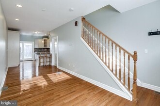 Building Photo - 2243 Kimball St