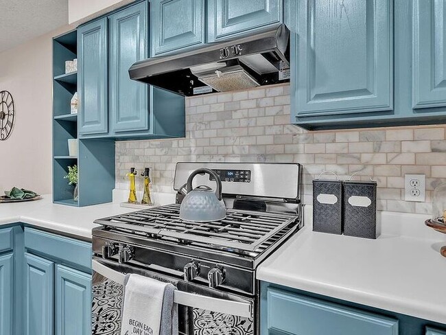 Foto del edificio - Single-level living at its finest! This co...