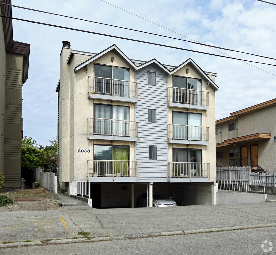 Foto del edificio - 2038 NW 58th St