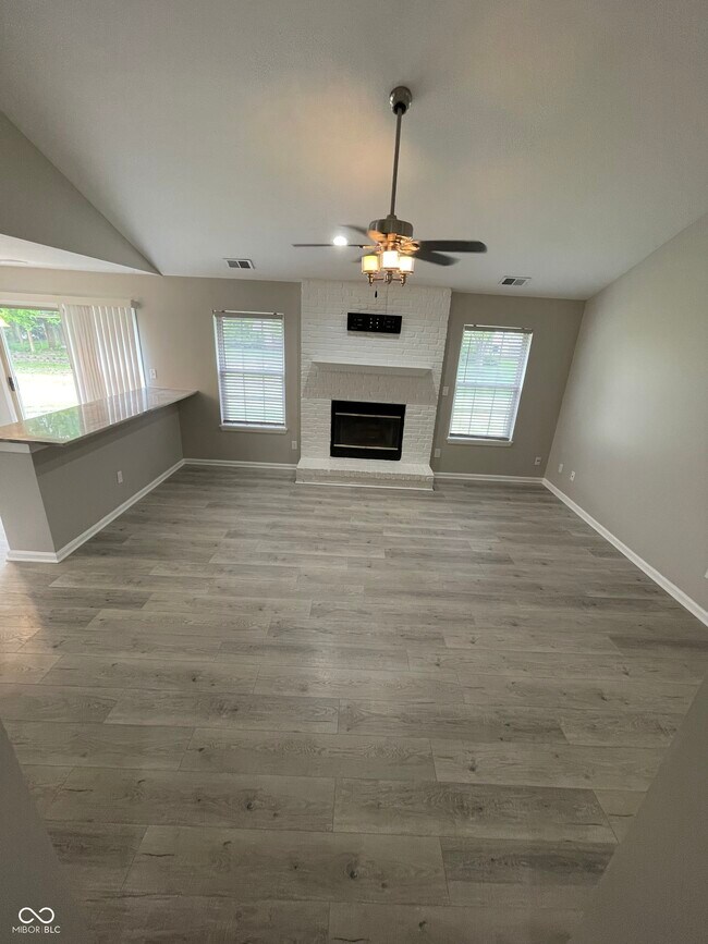 Foto del edificio - 11212 Boston Way