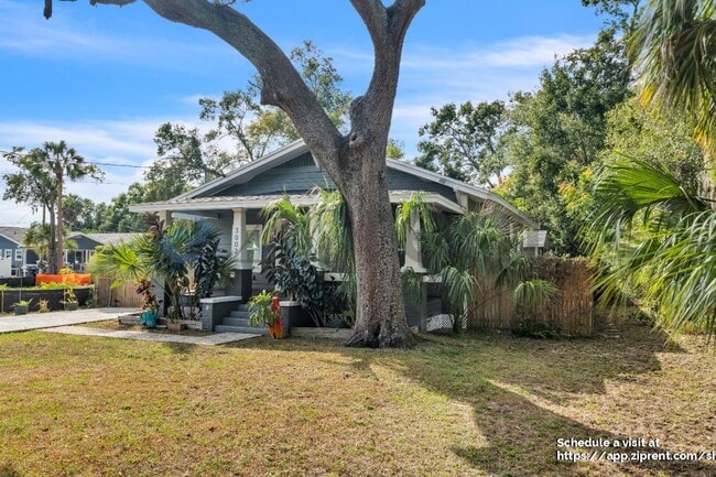 Foto del edificio - 3002 N Highland Ave