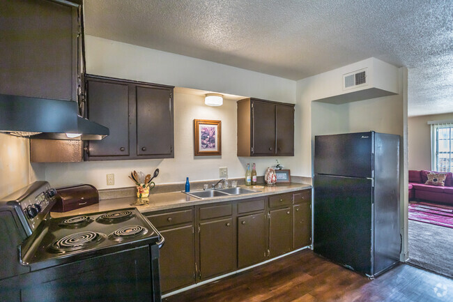 2 BR, 1 BA - 809 SF - Cocina - Huntington Hills