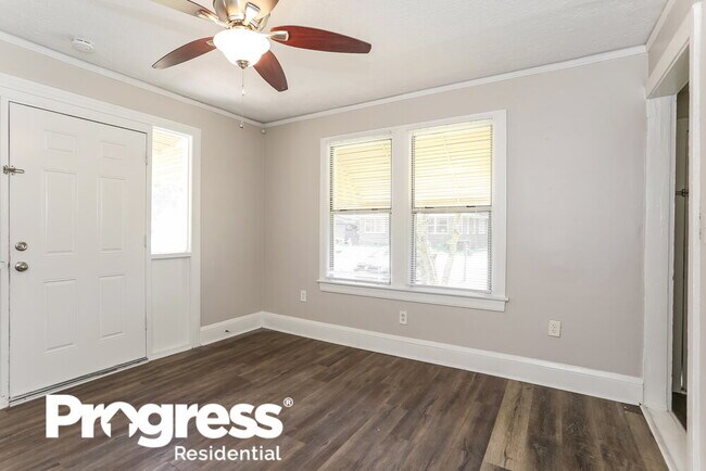 Building Photo - 6517 Sunset Dr