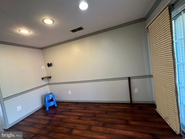 Foto del edificio - 202 Fieldstone Ln