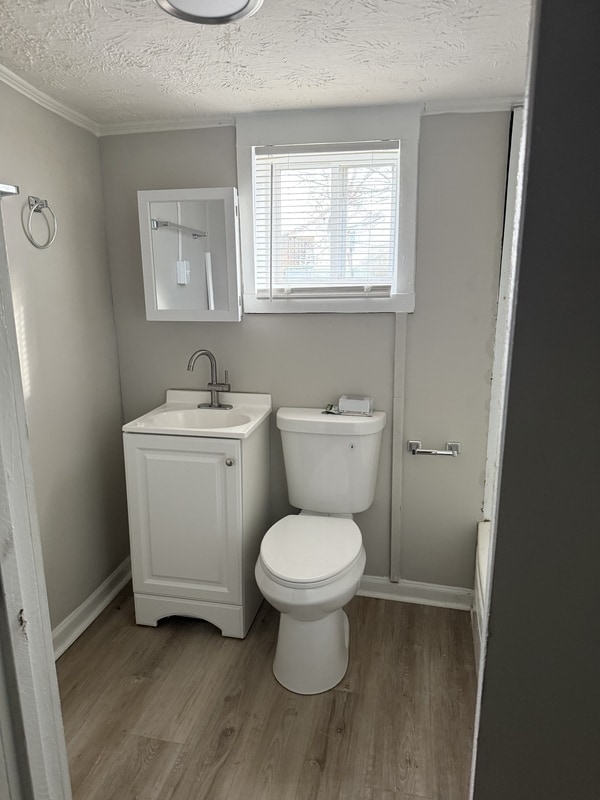 Building Photo - 116 Jones St