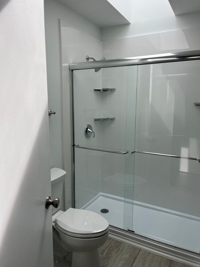 Foto del edificio - 1283 Llewellyn Rd