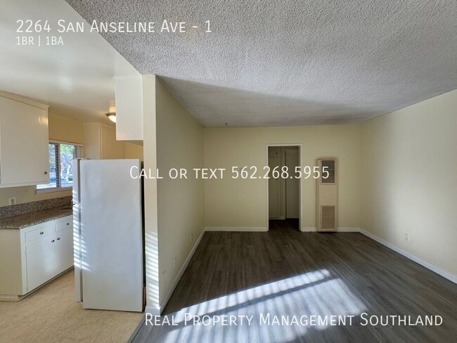 Foto del edificio - 2264 San Anseline Ave