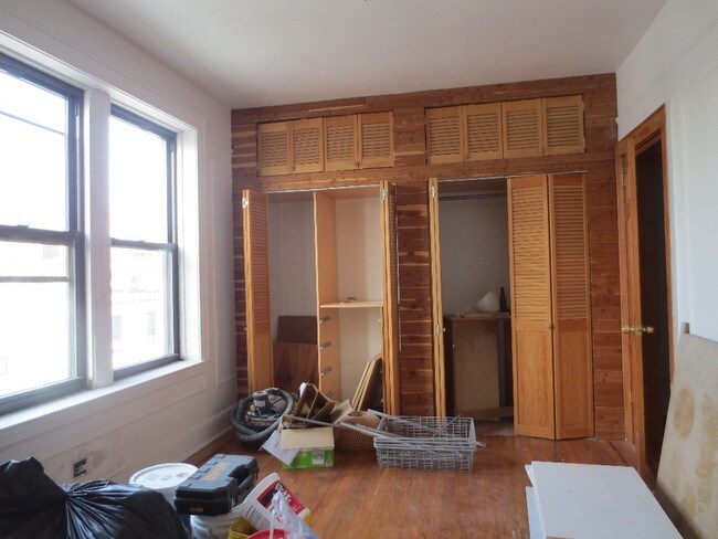 Building Photo - 1825 Summerfield St