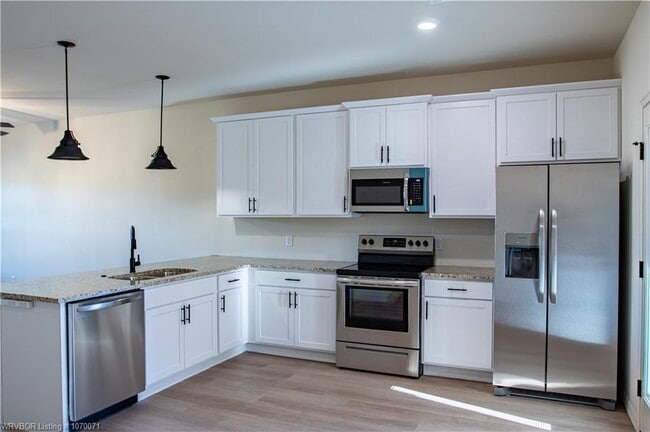 Building Photo - 9109 Brookstone Ln