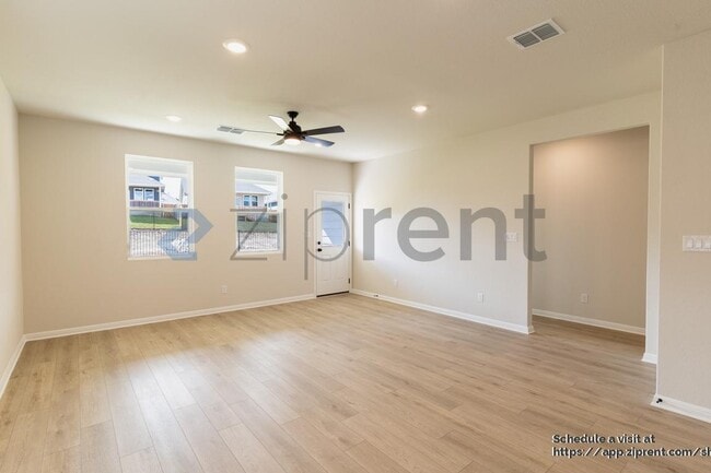 Building Photo - 214 Lake Shore Dr