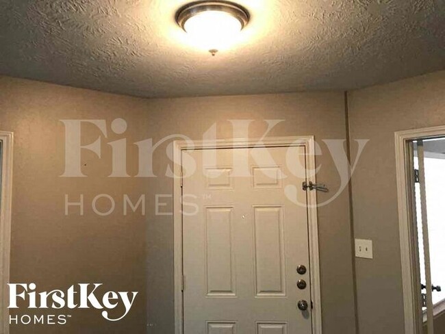 Building Photo - 9315 Amberjack Dr