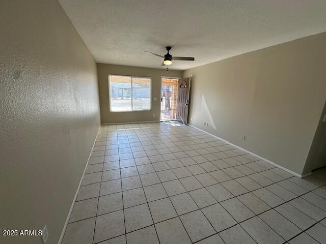 Foto del edificio - 4932 W Michelle Dr