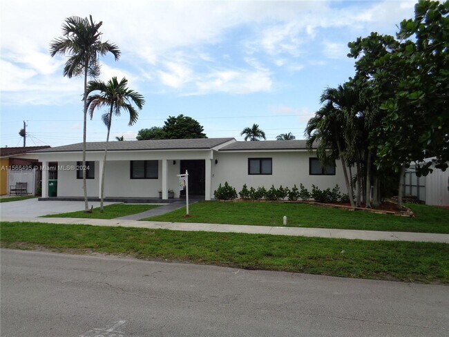 Building Photo - 17651 NW 82nd Ct