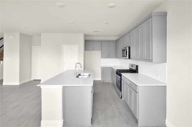 Building Photo - 920 Portina Dr