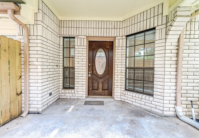 Foto del edificio - 1927 Summerfield Pl
