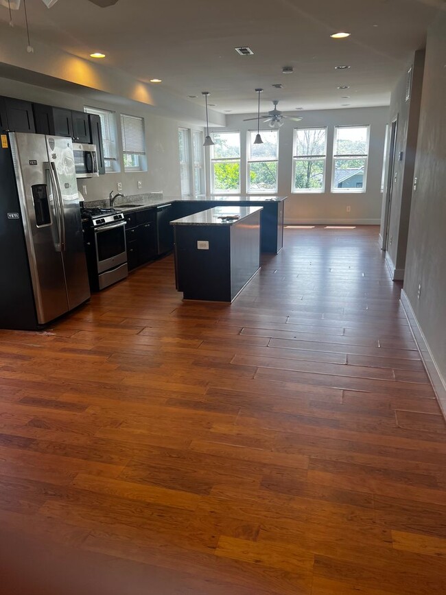 Foto del edificio - 1425 Monroe St NE