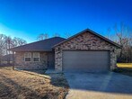 Foto principal - 605 Carson Rd