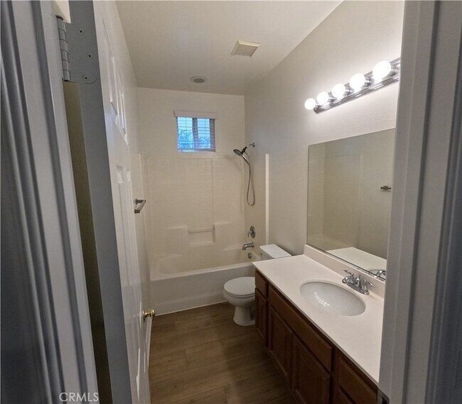 Foto del edificio - 34563 Wintersweet Ln