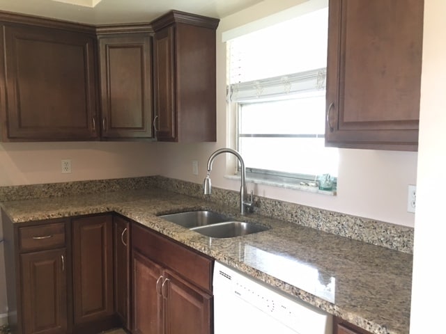 Kitchen_2 - 1622 S Hermitage Rd