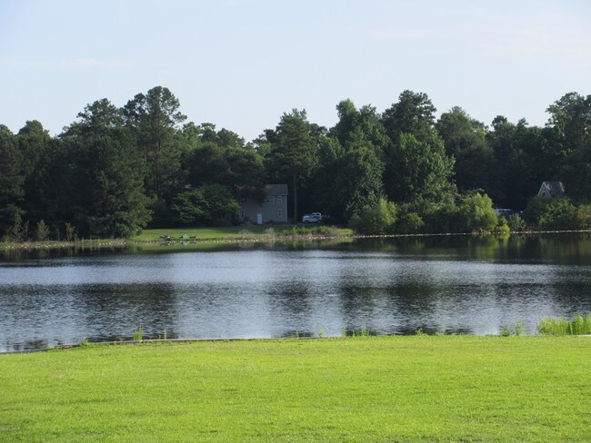 Building Photo - 2108 Catherine Lake Rd