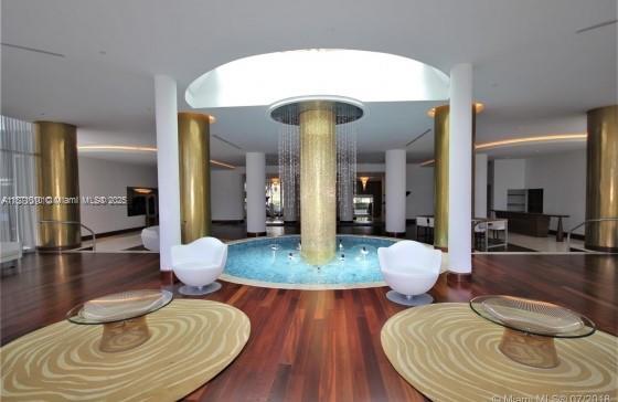 Foto del edificio - 5161 Collins Ave
