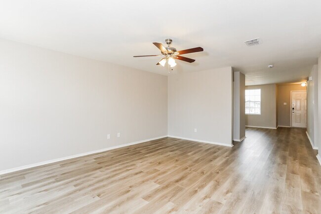 Foto del edificio - 9205 Cheswick Dr