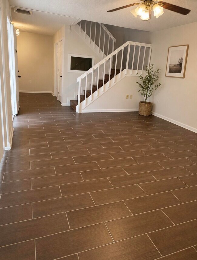 Foto del edificio - 1421 14th Ln