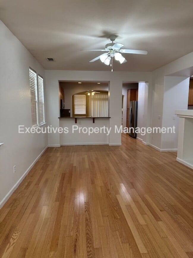 Foto del edificio - 1263 Orion Ct