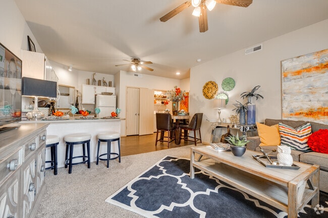 Interior Photo - The Links at Stillwater I/II