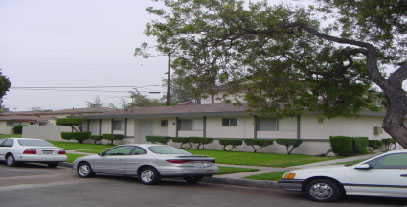 Building Photo - 2942-2944 W Floyd Ave