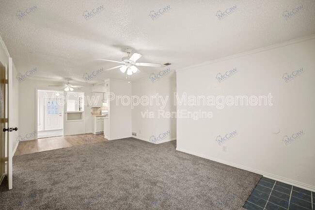 Foto del edificio - 14025 Spring Oak Dr