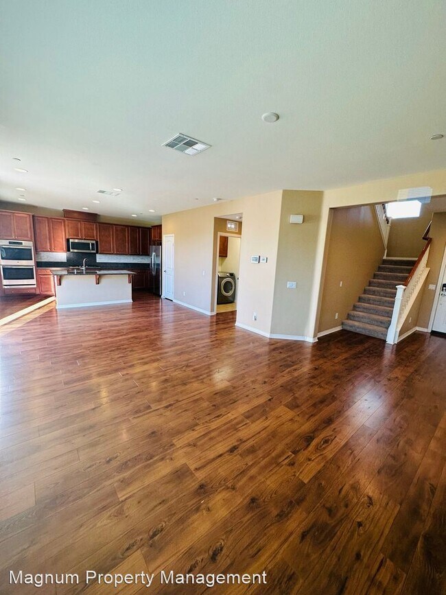 Building Photo - 4 br, 2.5 bath House - 31571 Rose Sage Way
