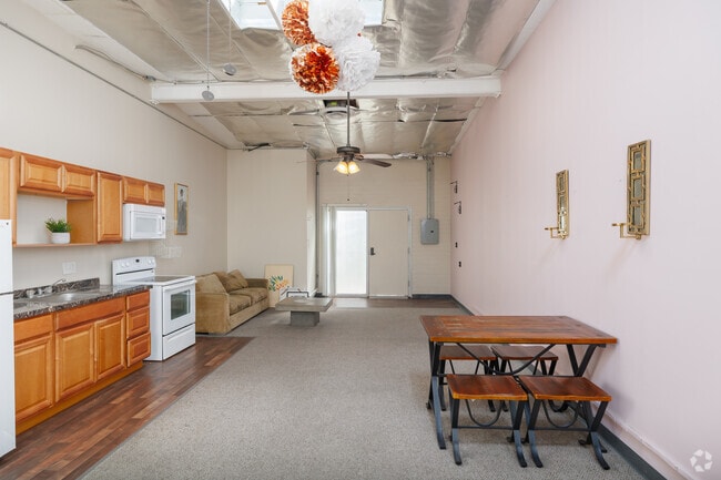 Studio - 800SF - MBS Studios