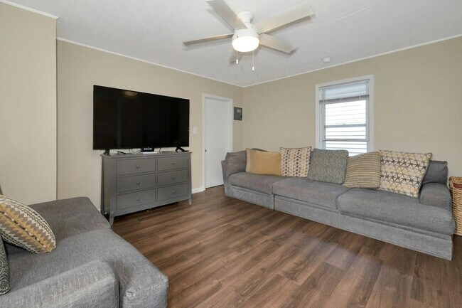 Foto del edificio - 19 Conger Ave