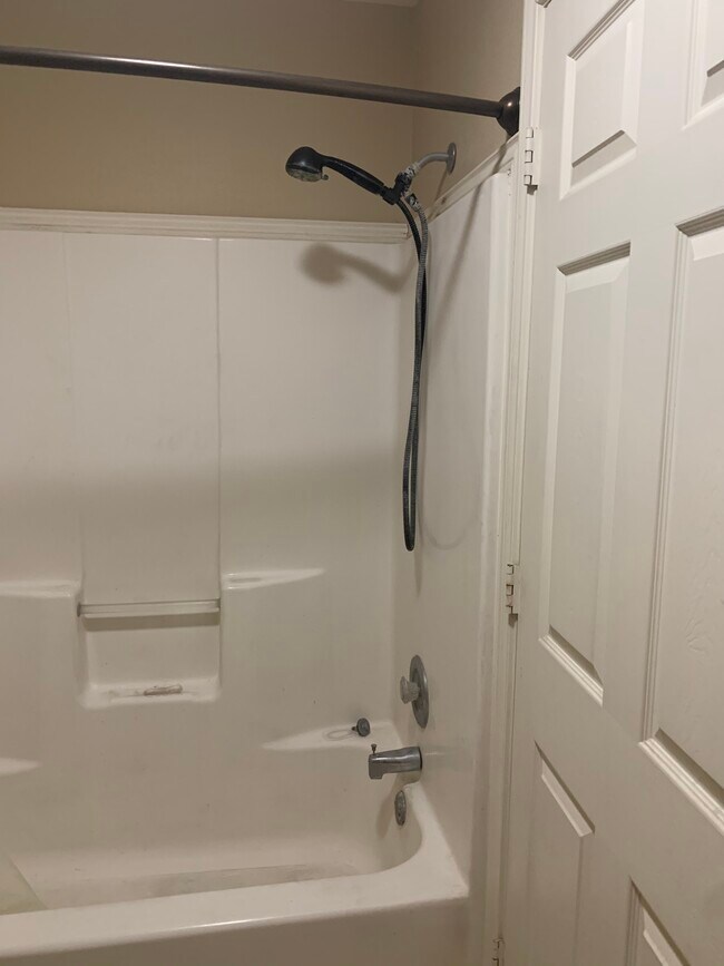 Foto del edificio - 917 N Hancock Ave