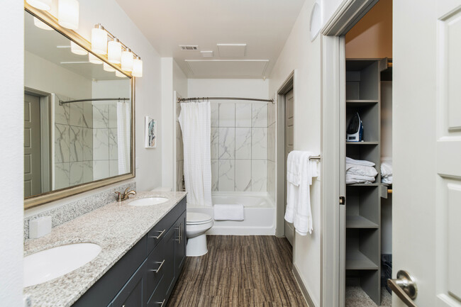 Foto del edificio - 7011 W Parmer Ln