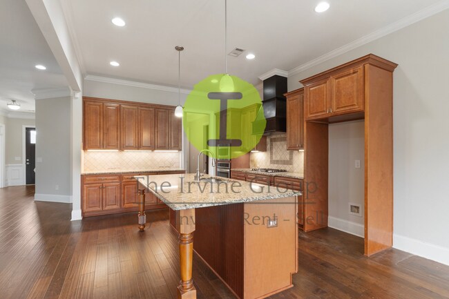 Foto del edificio - 5 Bedroom, 3.5 bath Rental Available in Gl...