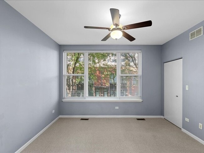 Foto del edificio - 945 N Howe St