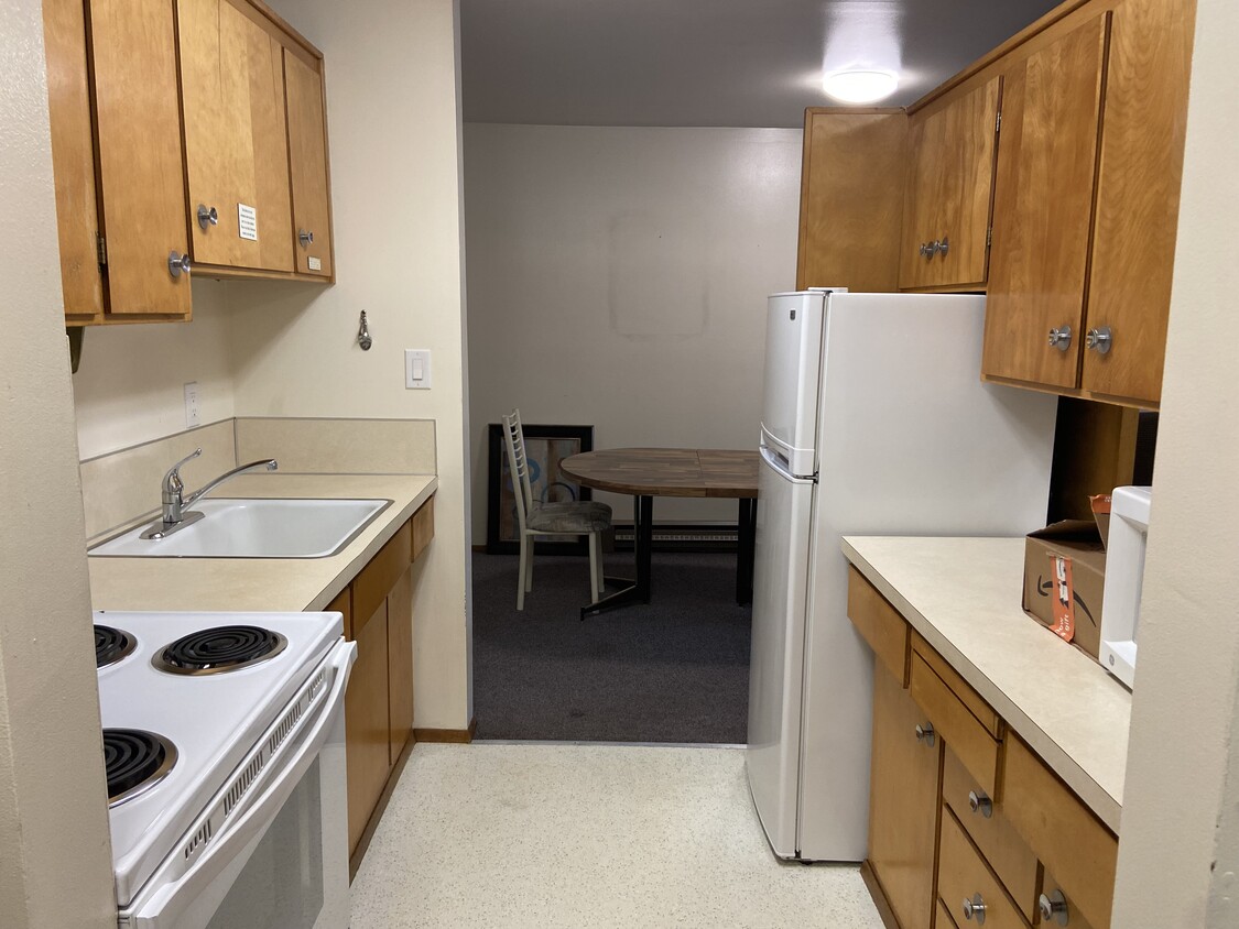 Foto principal - 4731 12th Ave NE