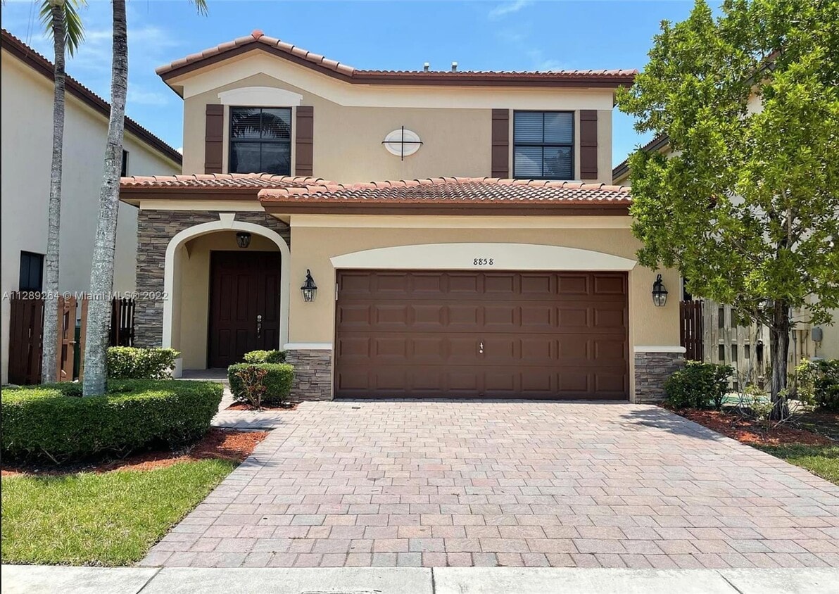 8858 NW 101st Pl, Doral, FL 33178 House Rental in Doral, FL