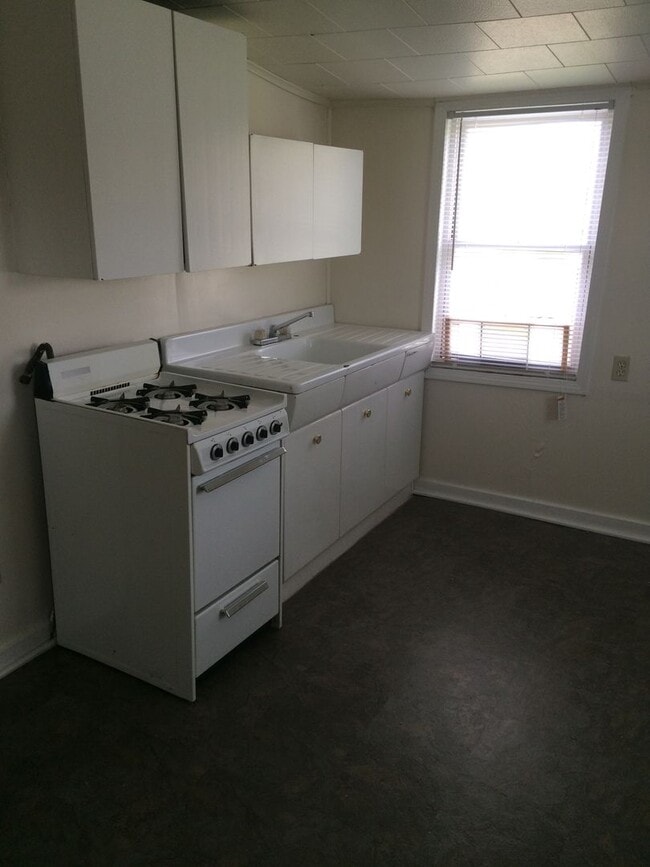 Photo - 2038 Monon Ave Apartment