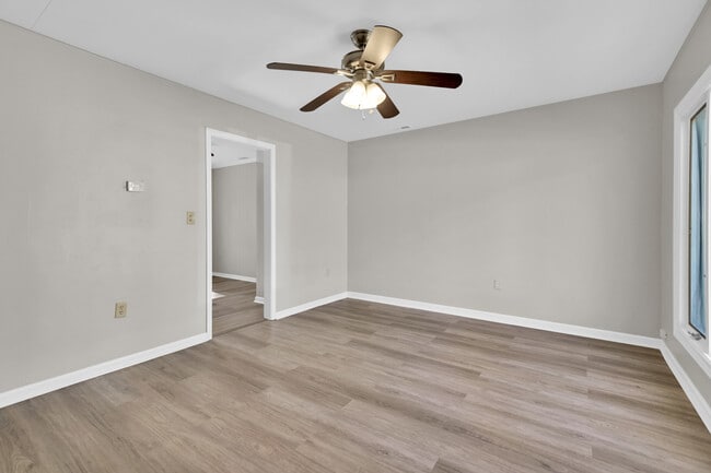 Building Photo - 4329 Whitehall Ln