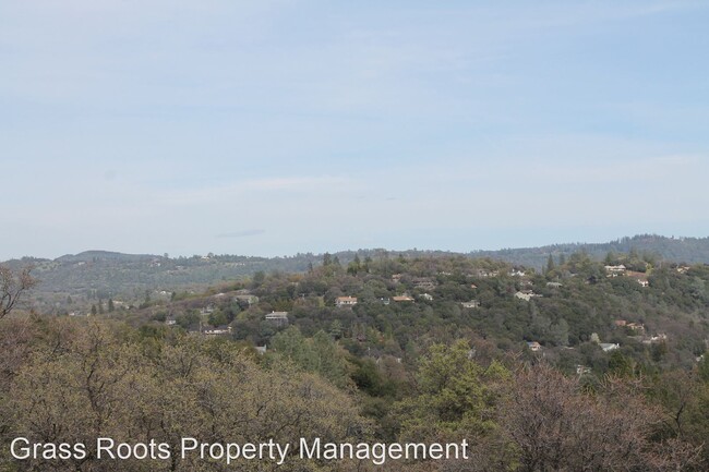 Building Photo - 11812 Wildwood Ranch Rd