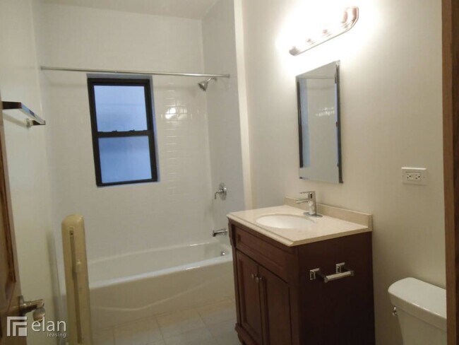 Foto del edificio - 1611 W Albion Ave